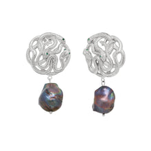 Gothic Serpent Earrings with black pearl