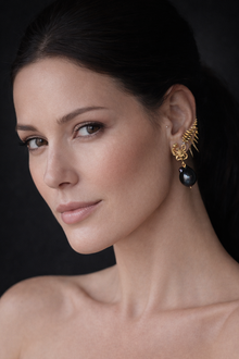 Serpent du Soleil Earrings × Black Baroque Pearl