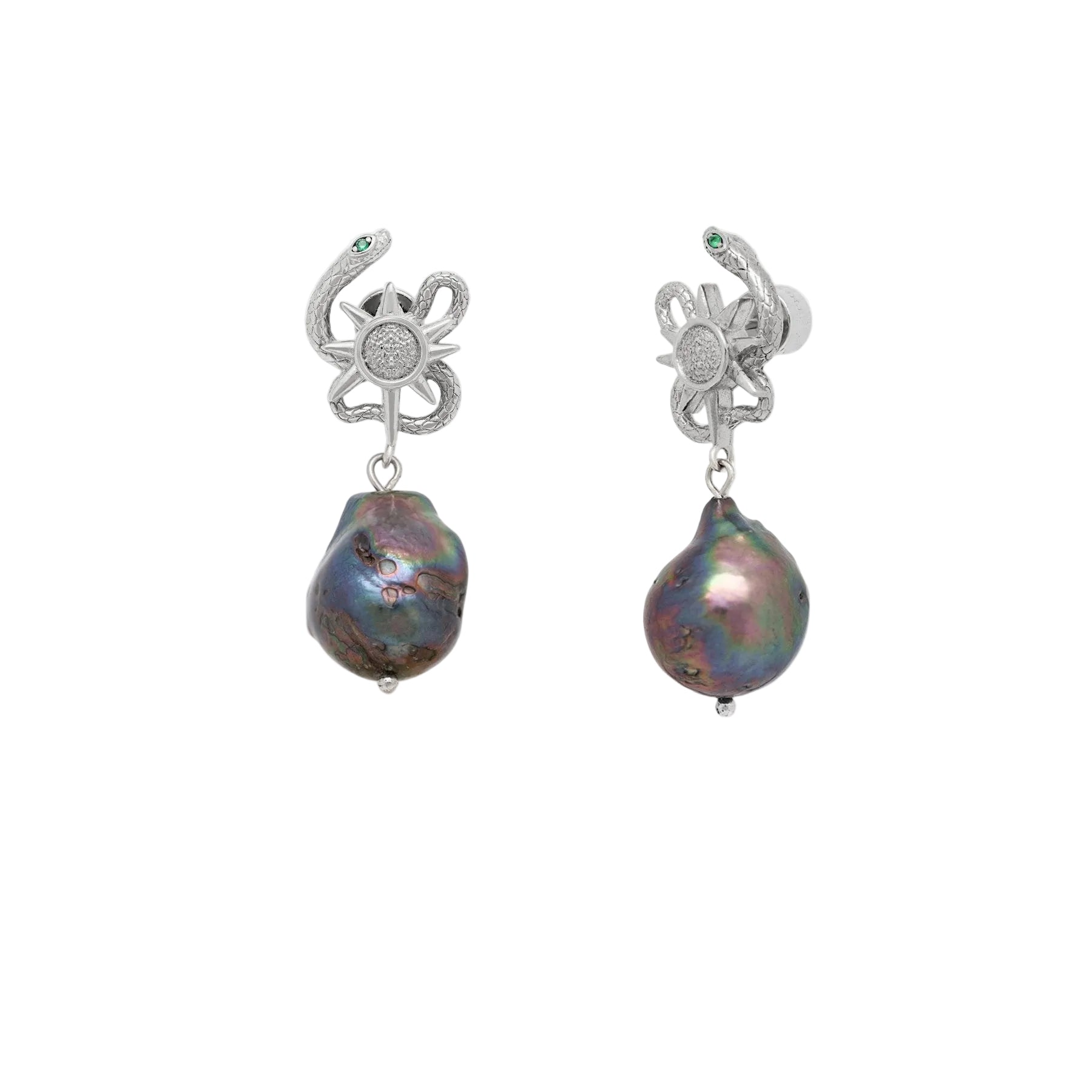 Pair of earrings with serpent design and black pearl on a white background